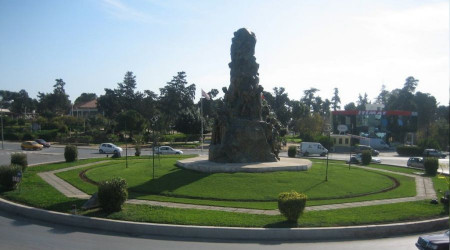 KKTC'de Yunan bayrağı provokasyonu engellendi