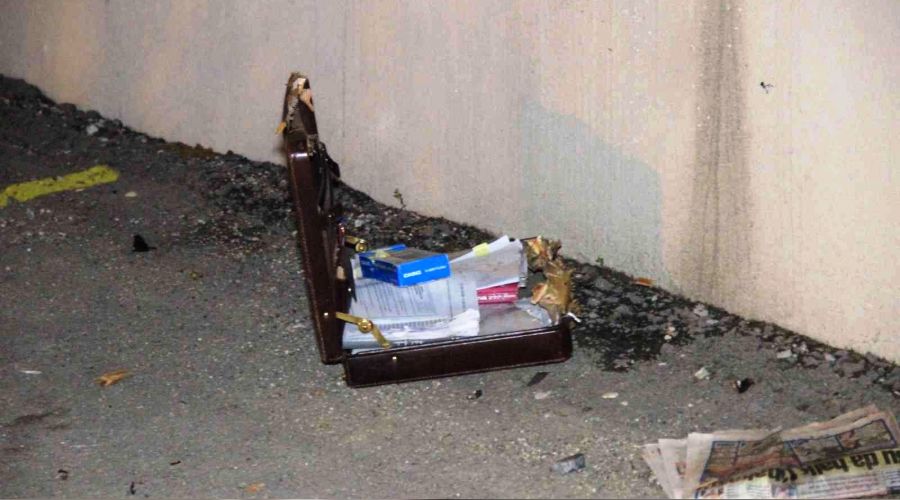 Kolej önünde unutulan çanta paniğe sebep oldu