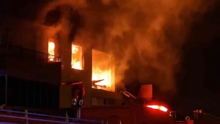 Konya'da 4 katl apartmanda patlama ve yangn: 1'i ar 12 yaral