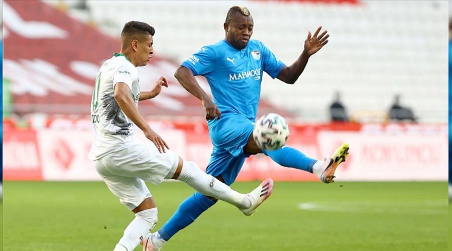 Konyaspor Erzurumspor'u eli boş gönderdi