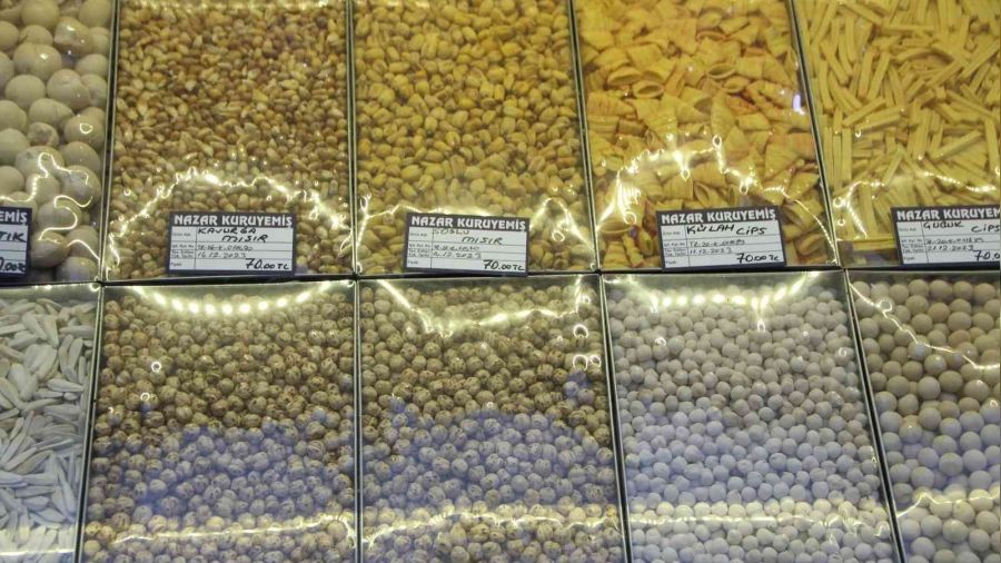 Kuruyemiş satışı zamlara rağmen hareketli