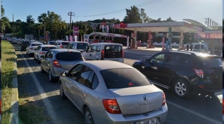Kuşadası'nda bayram yoğunluğu