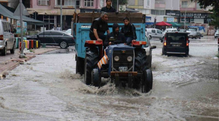 Malatya'da sağanak olumsuz etkiledi