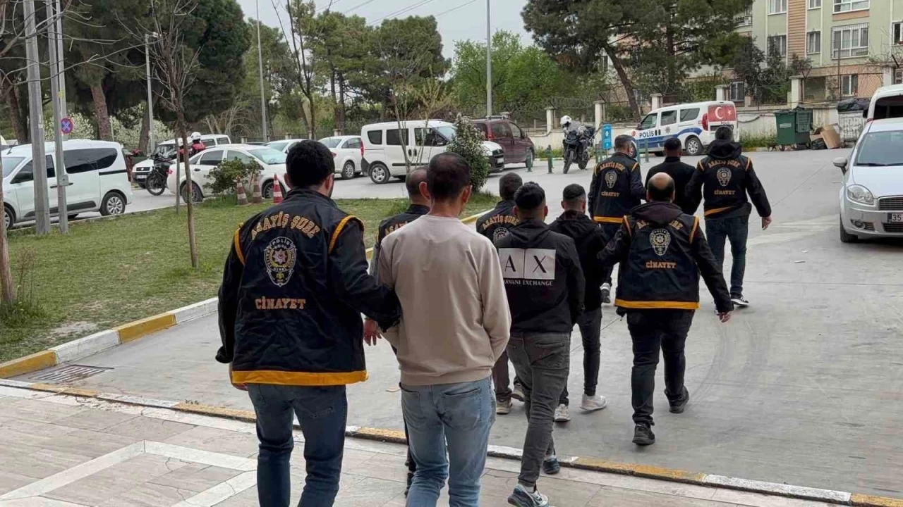 Manisa'da kaçırdıkları gencin ailesinden 25 bin TL fidye istediler
