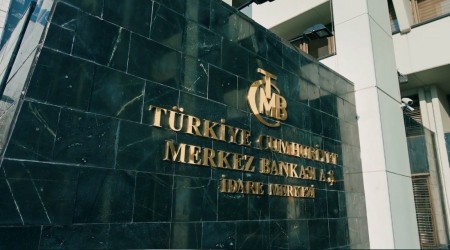 Merkez faiz indirdi
