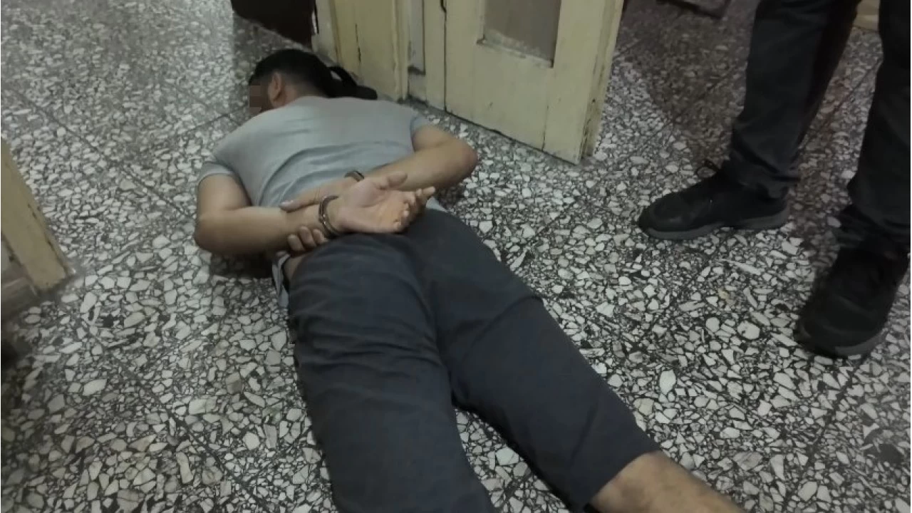 Mersin'de terr rgt DEA operasyonu: 8 gzalt