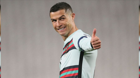 Messi'den 15 milyon Euro fazla kazanyor