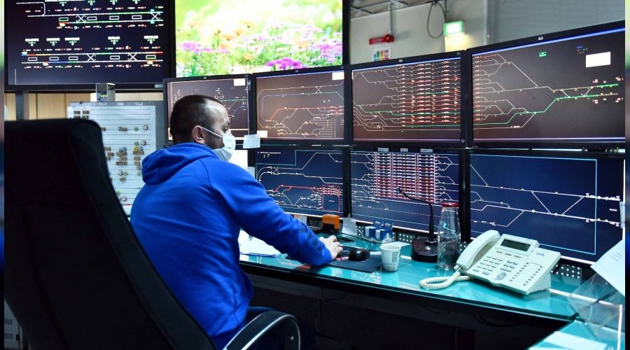 Metrolarda son sürüm sinyalizasyon sistemi devrede