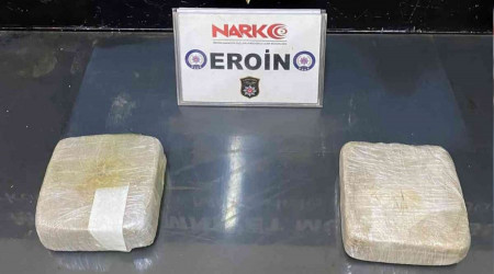 Moto kuryeden 2 kilo eroin çıktı
