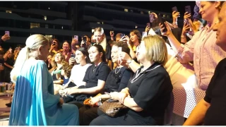  Muazzez Ersoy'dan Antalya'da g�rkemli konser