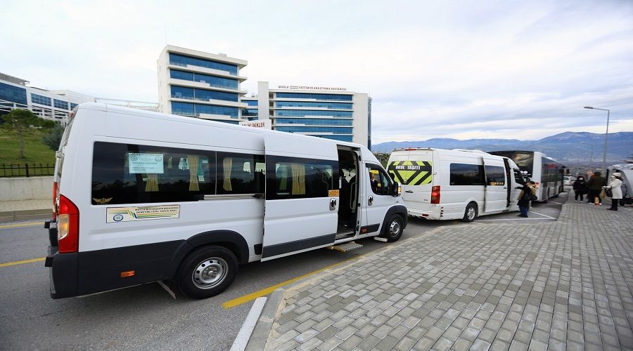 Mu�la B�y�k�ehir Belediyesinin servis hizmeti devam ediyor