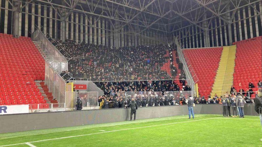 Olayl Gztepe-Altay derbisinin 18 sanna tahliye