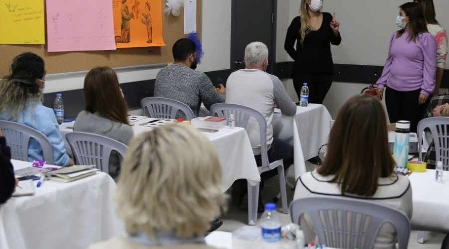 Otizm Destek Merkezi'nde öğretmen eğitimleri devam ediyor