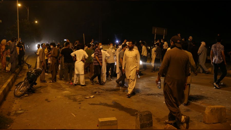 Pakistan kaosun pençesinde