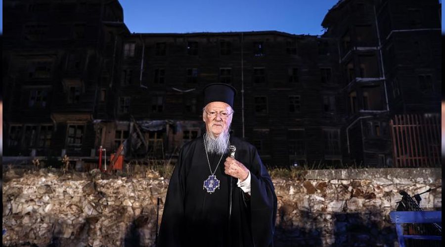 Patrik Bartholomeos hastaneye kald�r�ld�