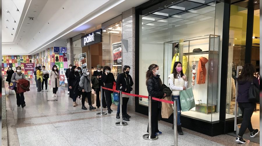 Perakendeyi kad�nlar kurtard�!