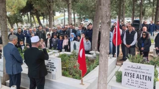 PKK'nın şehit ettiği 21 yaşındaki  Neşe öğretmen mezarı başında anıldı