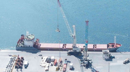 'Polarnet' gemisi Derince Limanı'nda