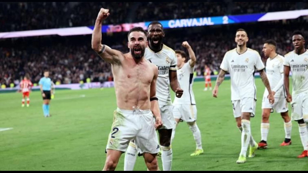 Real Madrid'den muhte�em geri d�n��