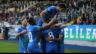 Rizespor galibiyete 90+2'de ulat