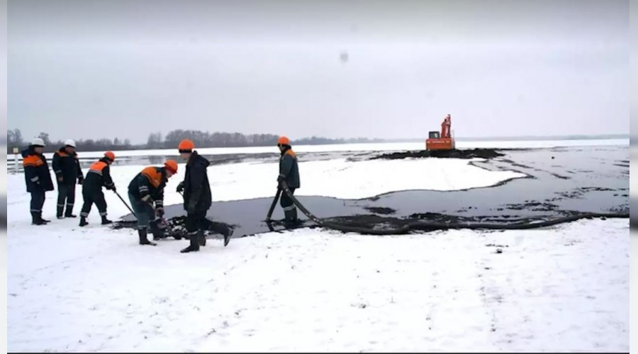 Rus petrol boru hatt�nda patlama