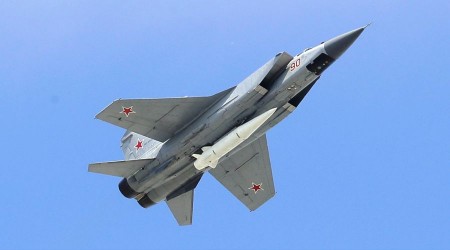 Rus savaş uçağı, Norveç keşif uçağını engelledi
