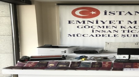 Sahte pasaport şebekesi çökertildi