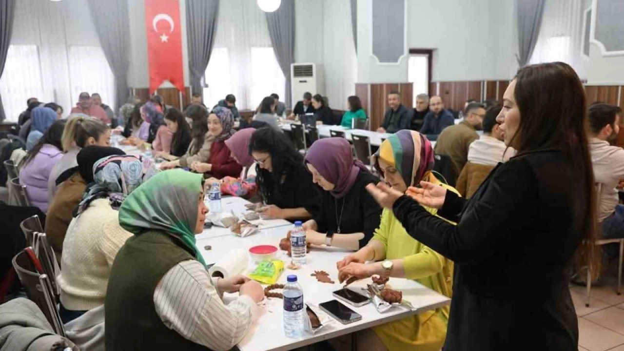 'Sanat Terapisi Eğitimi'