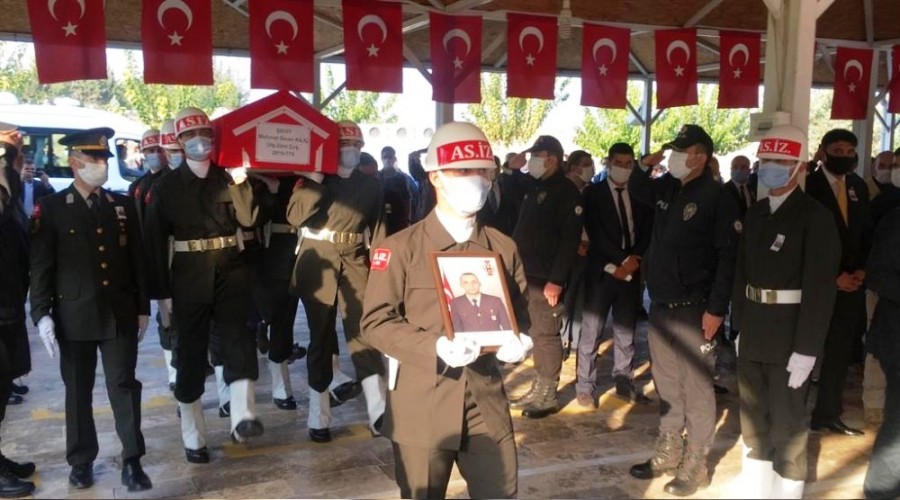 anlurfal ehit gzyalaryla defnedildi