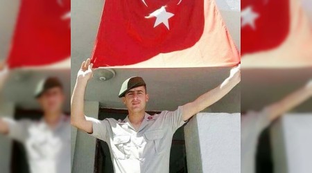 Şehit asker toprağa verildi