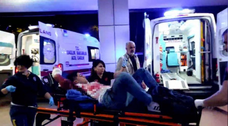 ehrin gbeinde onlarca kii birbirine girdi: 2 yaral, 4 gzalt