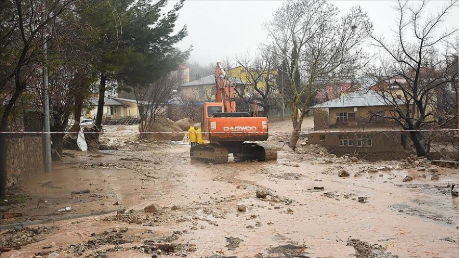 Sel felaketinde 14 kişi hayatını kaybetti