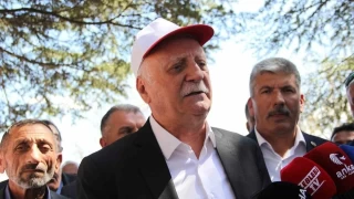 emsi Bayraktar, dondan etkilenen meyve bahelerini inceledi