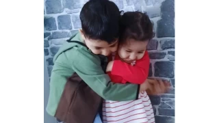 Seyyar satıcıdan yedikleri midyeden zehirlenen 2 çocuk hayatını kaybetti