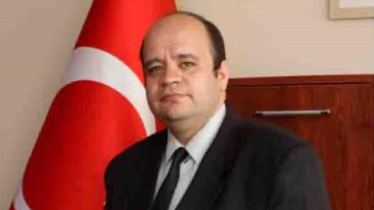 Siirt niversitesi'nde retim grevlisi evinde l bulundu