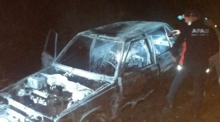 Siirt'in Kurtalan ilçesinde kaza yapan araçta anne ve 5 çocuğu yanarak hayatını kaybetti