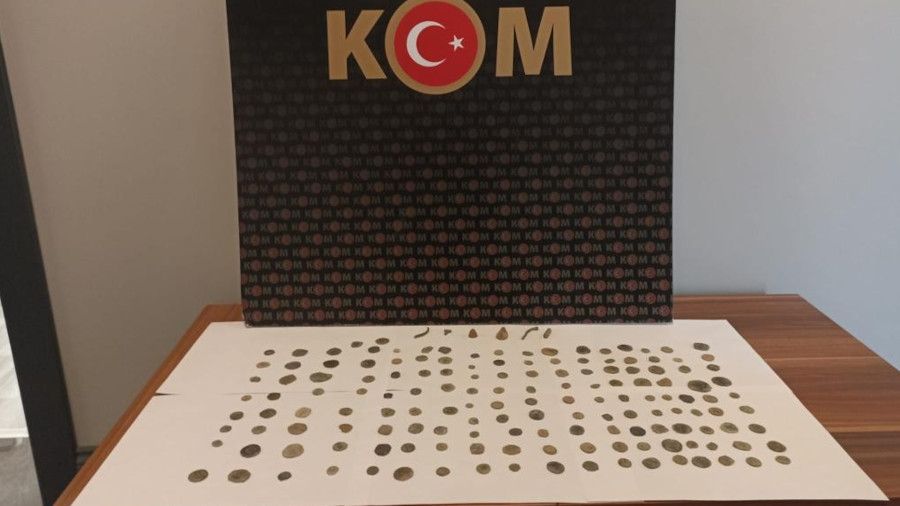 Sikkeleri piyasaya s�remeden yakaland�