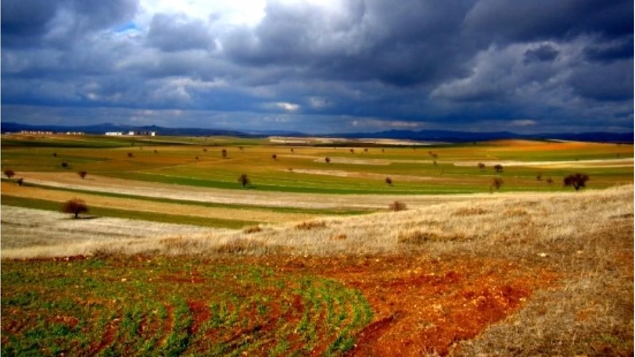 Sinanpaşa: Tarım ve sanayide yükseliş ve sorunlar