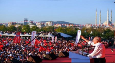 'Sınırları koruyamayanlar devleti yönetemezler'