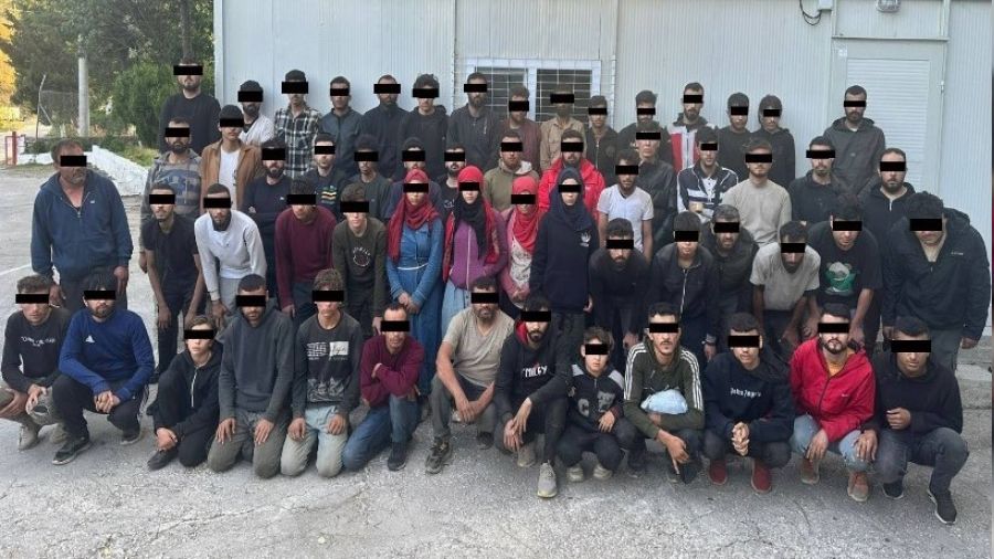 S�n�rlar�m�zdan ku� u�muyor... K�rklareli'nde bin 477 ka�ak g��men yakaland�