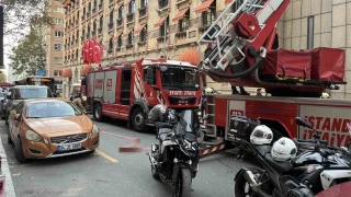 Şişli'de ısı yalıtımı sırasında çıkan yangın paniğe neden oldu