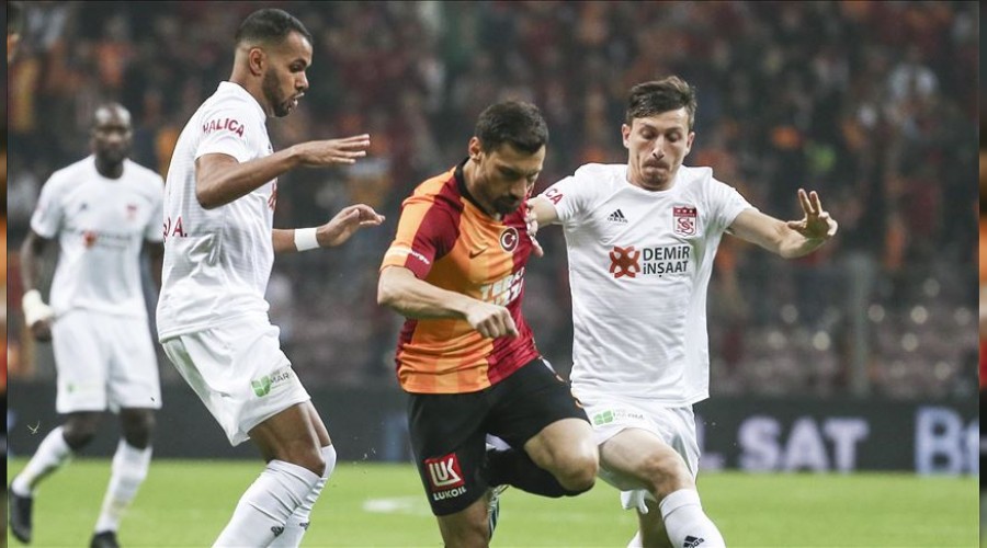 Sivas yine ba�aramad�