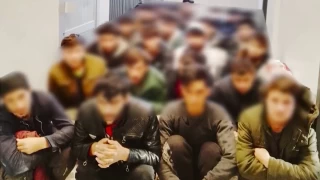 Sivas'ta tır dorsesinde 29 Afgan kaçak göçmen yakalandı