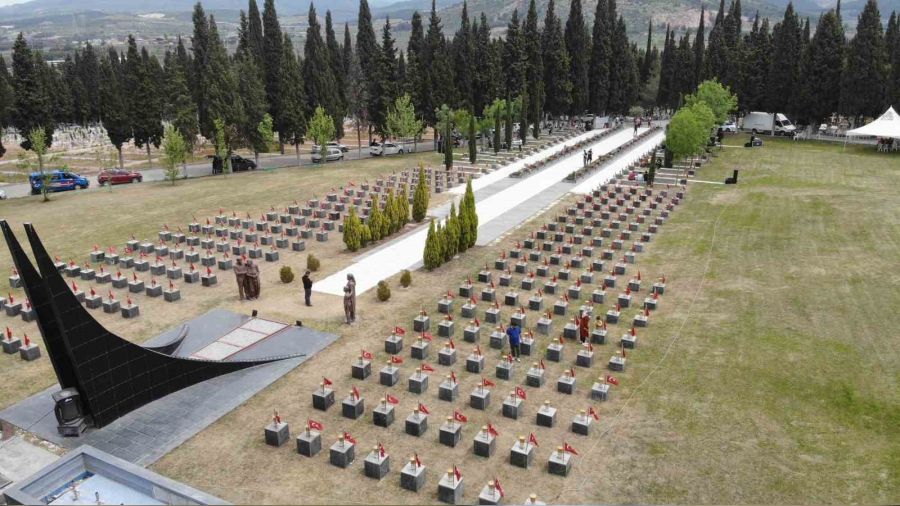 Soma maden şehitleri 9'uncu yılında dualarla anılacak