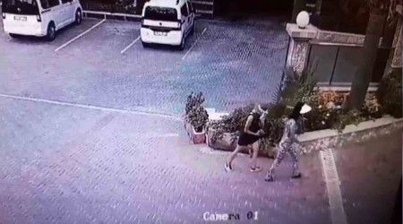 Sosyete hırsızlar Kuşadası'na dadandı