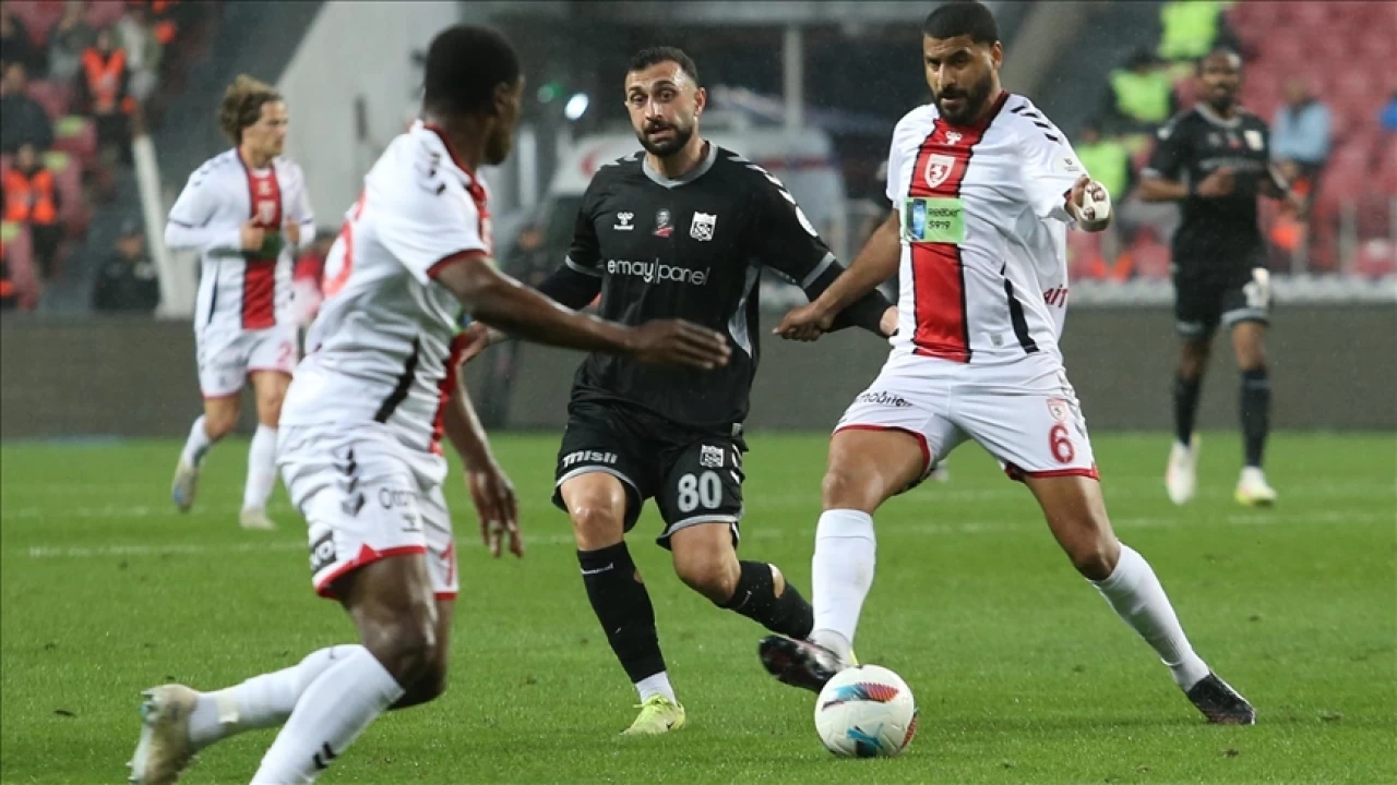 S�per Lig'den d��en ���nc� tak�m Sivasspor oldu