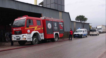 Talaş yüklü siloda yangın çıktı