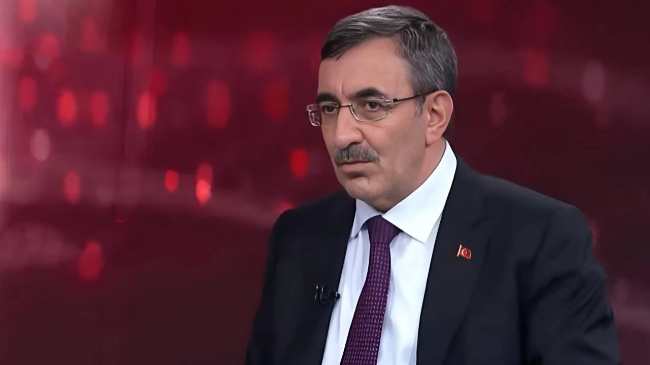 Taslak vergi çalışmalarına tepkiler yükselince Cumhurbaşkanı Yardımcısı Cevdet Yılmaz açıklamada bulundu