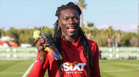 "Transferle ilgilenmiyorum, Galatasaray'a odaklandım"