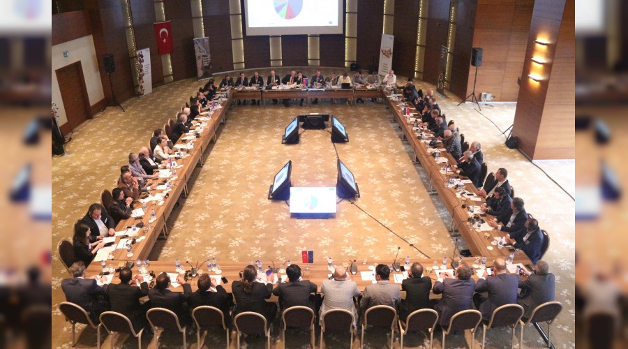 T�rkiye f�nd�kta aray� a��yor